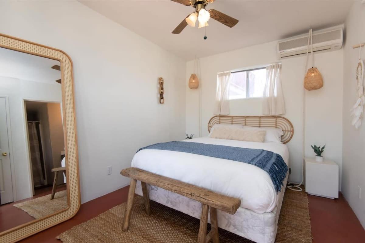 Renovated Lodge - Room 2 With Pool Access Джошуа-Три Экстерьер фото